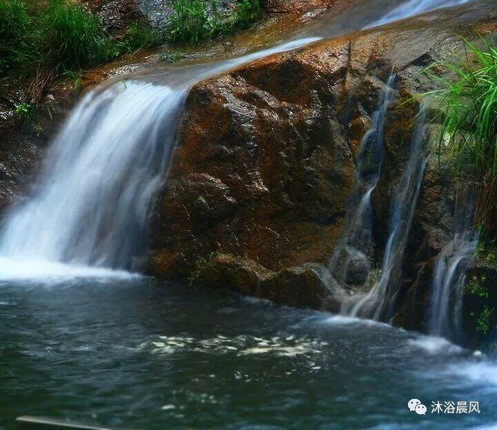 电影《花千骨》:忍得了白子画的章鱼嘴,实在忍不了他的露胸镜头
